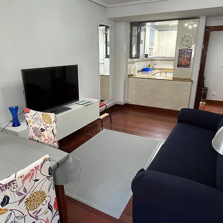 Con Piscina De Junio A Septiembre Y A 100 M De La Playa Apartmán