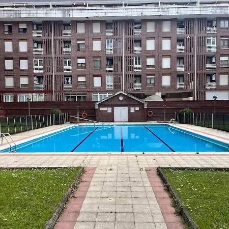 Apartment Con Piscina A 100 M De La Playa *