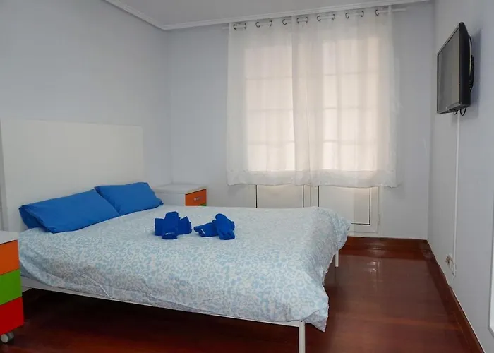 Apartamento Con Piscina De Junio A Septiembre Y A 100 M De La Playa Castro Urdiales