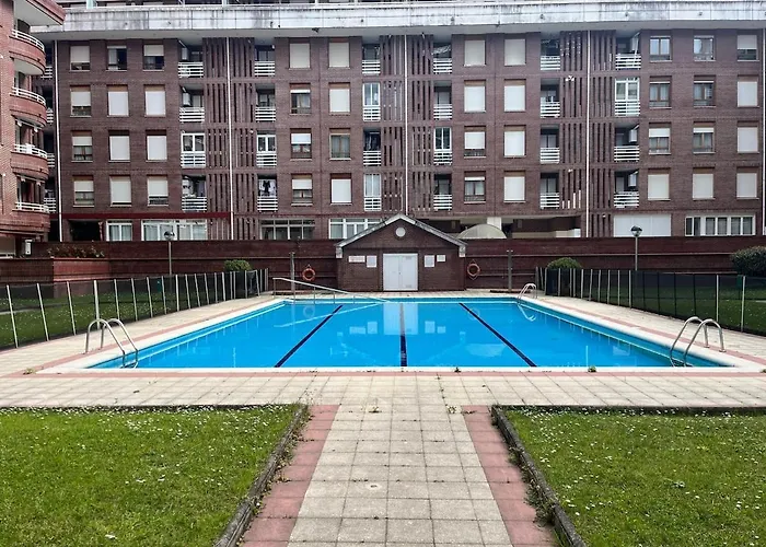 Apartamento Con Piscina De Junio A Septiembre Y A 100 M De La Playa *