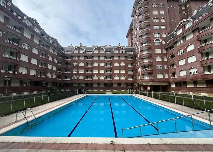 Con Piscina De Junio A Septiembre Y A 100 M De La Playa Appartamento